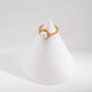 Simple S925 silver ring with natural pearl